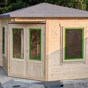 Tuin Emma Corner Log Cabin and Base